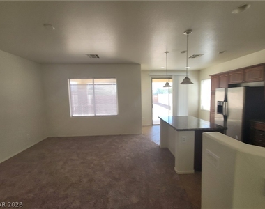3665 Remington Grove Avenue - Photo Thumbnail 14