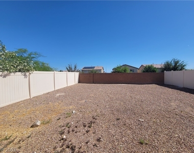3665 Remington Grove Avenue - Photo Thumbnail 77