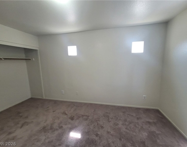 3665 Remington Grove Avenue - Photo Thumbnail 36