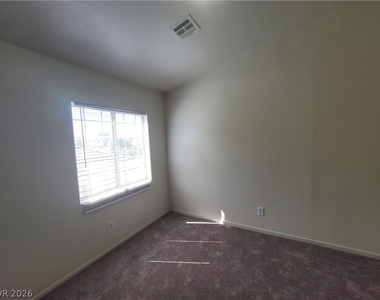 3665 Remington Grove Avenue - Photo Thumbnail 55