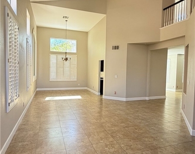 4712 San Palo Way - Photo Thumbnail 1