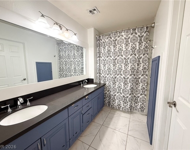 8521 Heather Downs Drive - Photo Thumbnail 14