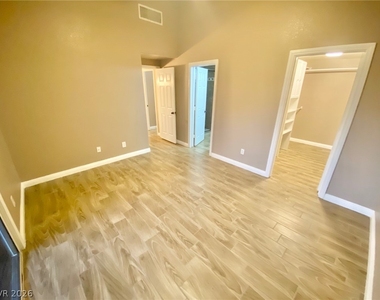 2000 Turquoise Ridge Street - Photo Thumbnail 1