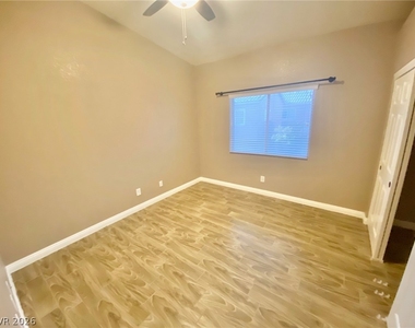 2000 Turquoise Ridge Street - Photo Thumbnail 18