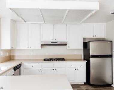 3810 Boca Chica Avenue - Photo Thumbnail 6