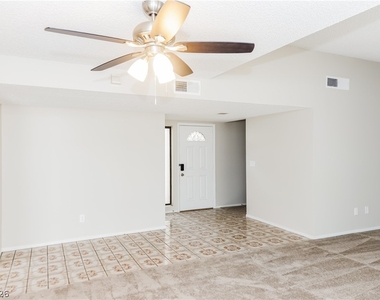 3810 Boca Chica Avenue - Photo Thumbnail 4