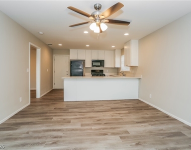 3919 Springhill Avenue - Photo Thumbnail 3