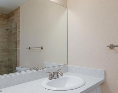 6320 Shawnee Avenue - Photo Thumbnail 13