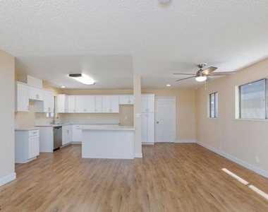 6320 Shawnee Avenue - Photo Thumbnail 17