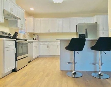 6320 Shawnee Avenue - Photo Thumbnail 1