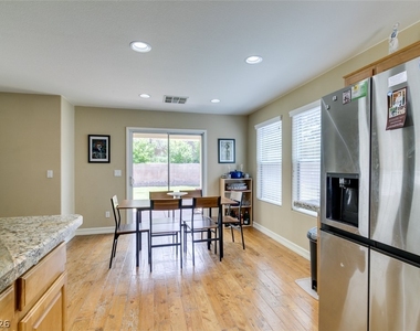 2619 Begonia Valley Avenue - Photo Thumbnail 27
