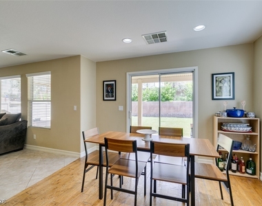 2619 Begonia Valley Avenue - Photo Thumbnail 21