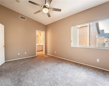 2000 Quartz Cliff Street - Photo Thumbnail 13