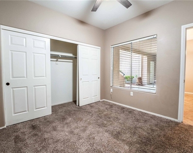 2000 Quartz Cliff Street - Photo Thumbnail 21