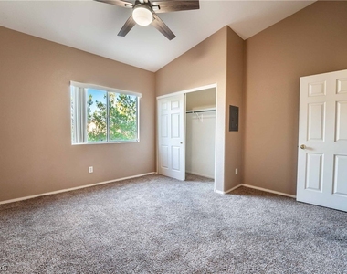 2000 Quartz Cliff Street - Photo Thumbnail 19
