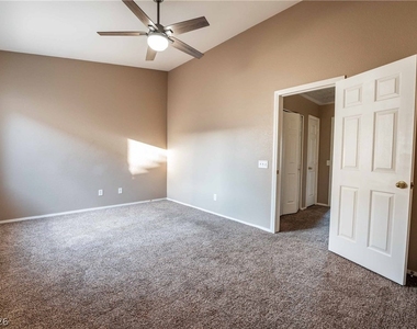 2000 Quartz Cliff Street - Photo Thumbnail 24