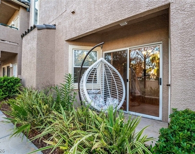 2000 Quartz Cliff Street - Photo Thumbnail 31