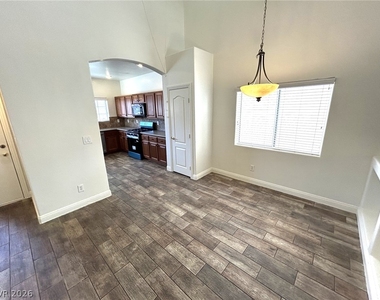 8877 Tomnitz Avenue - Photo Thumbnail 2