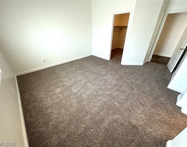 8877 Tomnitz Avenue - Photo Thumbnail 9
