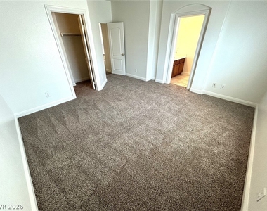 8877 Tomnitz Avenue - Photo Thumbnail 10