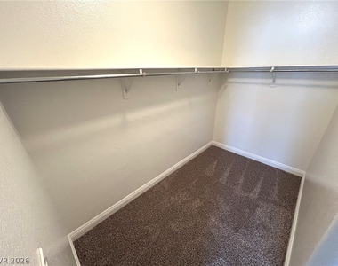 8877 Tomnitz Avenue - Photo Thumbnail 12