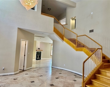 8645 Robinson Ridge Drive - Photo Thumbnail 15