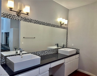8645 Robinson Ridge Drive - Photo Thumbnail 19