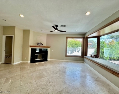 8645 Robinson Ridge Drive - Photo Thumbnail 5