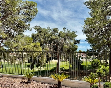 8645 Robinson Ridge Drive - Photo Thumbnail 24