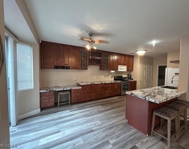 3705 Mornings Dawn Street - Photo Thumbnail 9