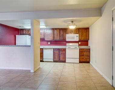 5273 Indian River Drive - Photo Thumbnail 4