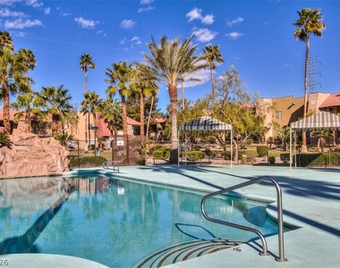 5273 Indian River Drive - Photo Thumbnail 15