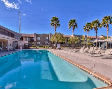 5273 Indian River Drive - Photo Thumbnail 16