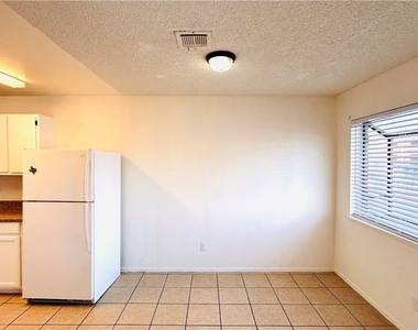 6217 Yerba Lane - Photo Thumbnail 4