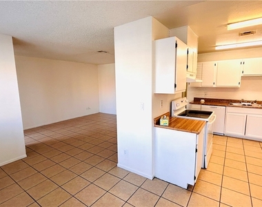 6217 Yerba Lane - Photo Thumbnail 5