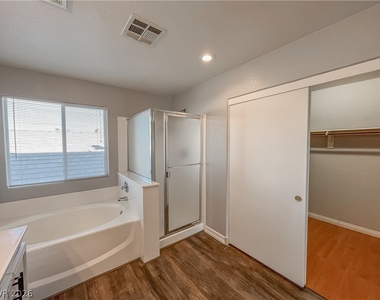 3335 Antique Rose Drive - Photo Thumbnail 31