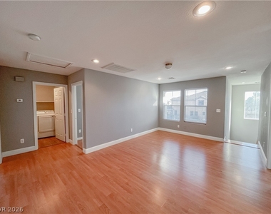 3335 Antique Rose Drive - Photo Thumbnail 21
