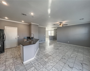3335 Antique Rose Drive - Photo Thumbnail 11
