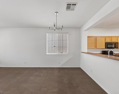 7653 Crystal Village Lane - Photo Thumbnail 8