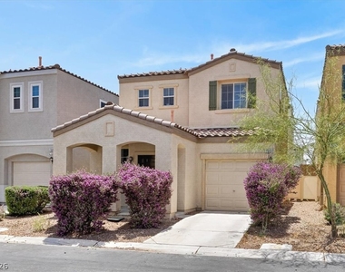 7653 Crystal Village Lane - Photo Thumbnail 2