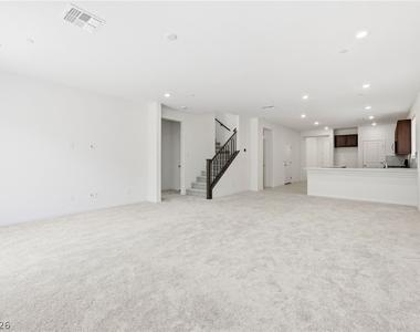 3765 Osiris Avenue - Photo Thumbnail 9