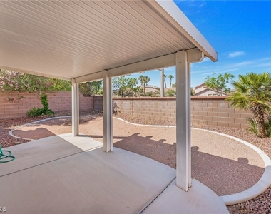 9724 Panorama Cliff Drive - Photo Thumbnail 32