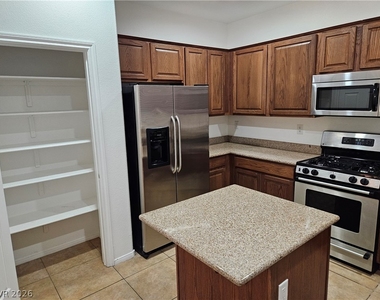 7349 Trailside Park Court - Photo Thumbnail 47