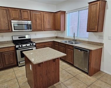 7349 Trailside Park Court - Photo Thumbnail 13