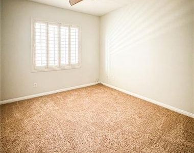 9999 Bryce Rose Avenue - Photo Thumbnail 7