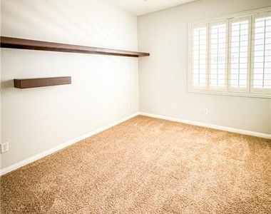 9999 Bryce Rose Avenue - Photo Thumbnail 6