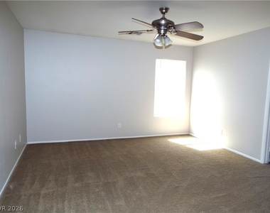 11789 Bergamo Court - Photo Thumbnail 10