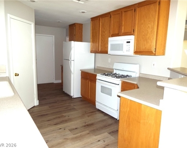 11789 Bergamo Court - Photo Thumbnail 6