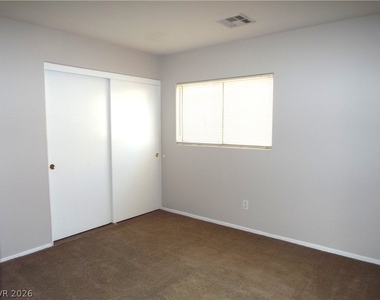 11789 Bergamo Court - Photo Thumbnail 16