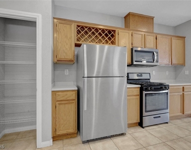 6255 W Arby Avenue - Photo Thumbnail 19